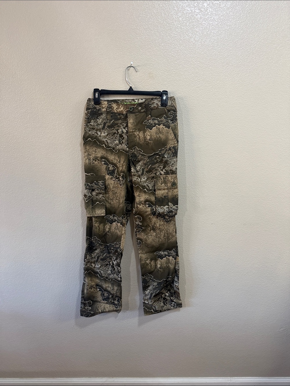 Realtree Brown and Green Camouflage Cargo Pants NWT
